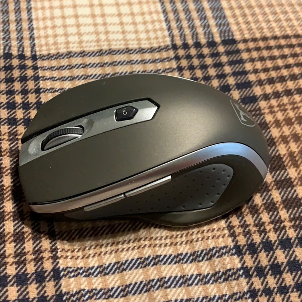 Wireless mouse brand new